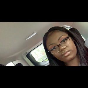 Meet your Posher, Karyah